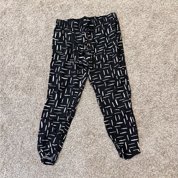 Old Navy Pants - Old Navy Pants
